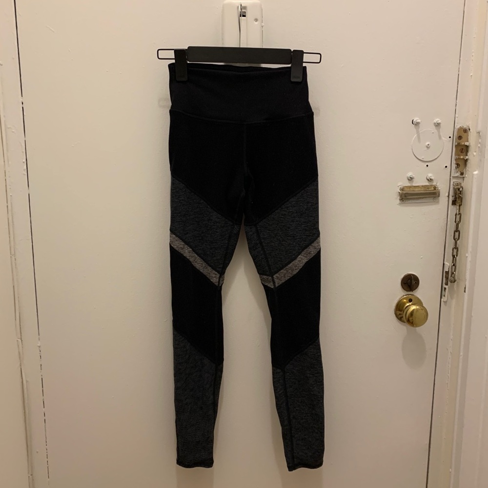 Alo Yoga Leggings